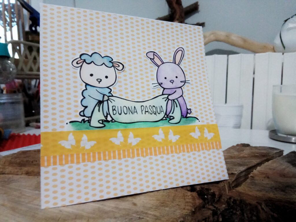 Card di Pasqua con coniglietto e agnello in stile cartoon